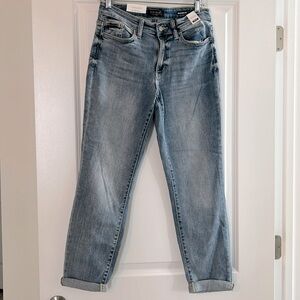 Judy Blue boyfriend fit non distressed jeans size 3/26